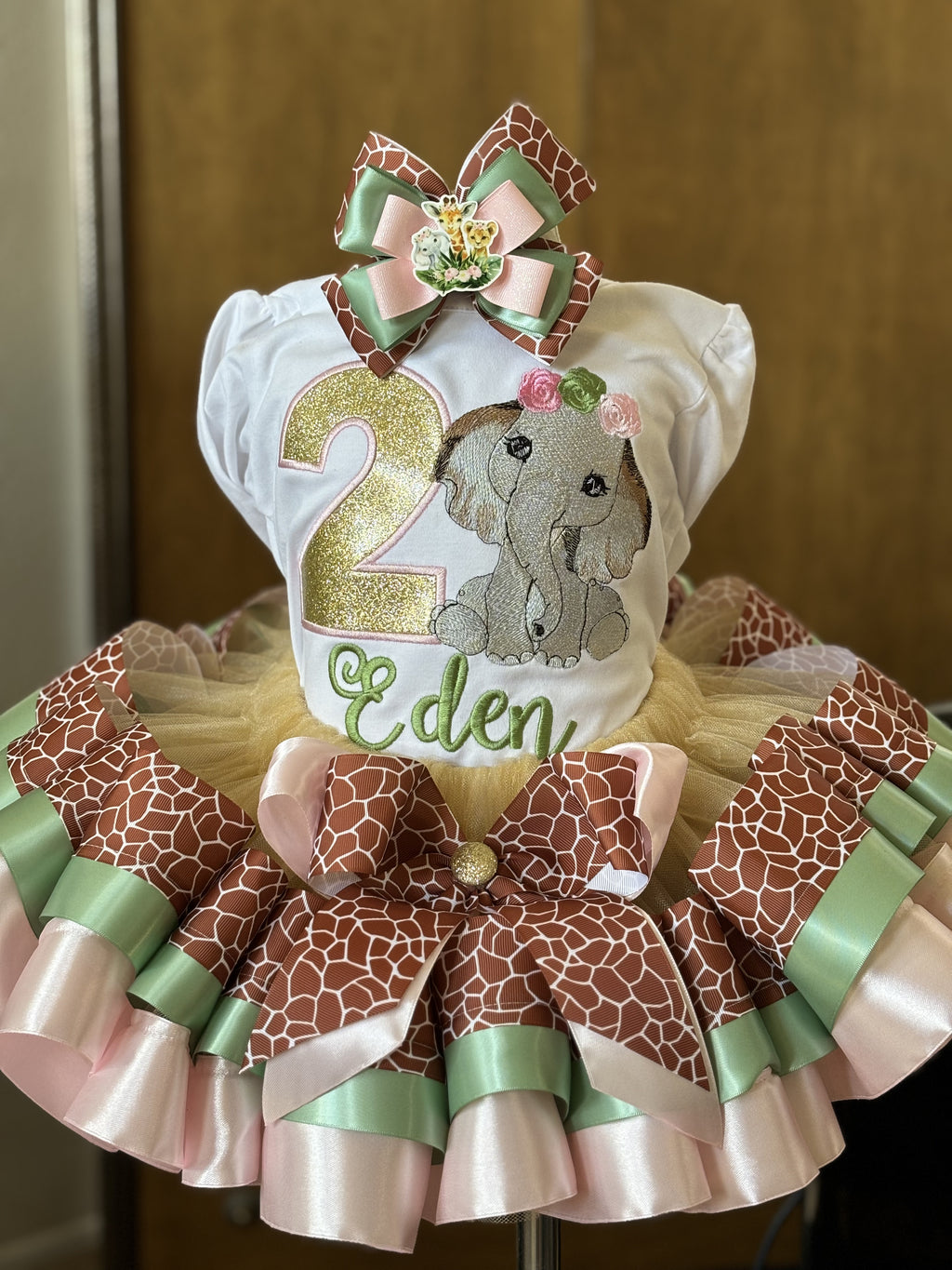 Elephant Theme Birthday Outfit, Wild One, Two, Three Tutu, Safari Giraffe Dress, Wild Theme Dress 5T / Tutu-Shirt-Hairbow Elephant Theme Birthday Outfit, Wild One, Two, Three Tutu, Safari Giraffe Dress, Wild Theme Dress 5T / Tutu-Shirt-Hairbow