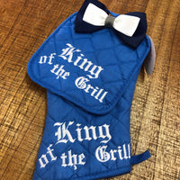 King of the Grill Agarraderas bordadas personalizadas, guantes de horno personalizados, accesorio de cocina de granja, regalo para cualquier persona