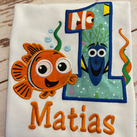 Buscando a Nemo cumpleaños camisa, niñas o niños Nemo inspirado aplique bordado camiseta, monograma personalizado buscando a Nemo Squirt camisa