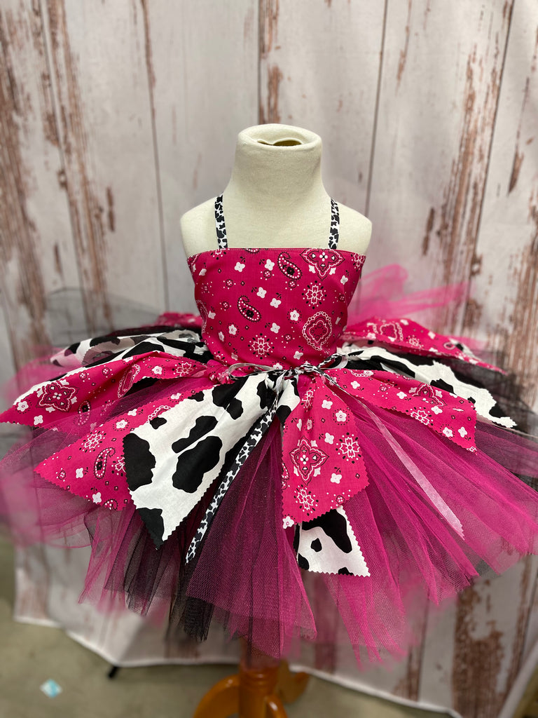 Cowgirl Tutu Dress,Red Black and White Country Western Cowgirl Birthday Outfit, Western Birthday Outfit, Cowgirl Birthday Outfit,Cowboy Birthday Tutu Cowgirl Tutu Dress,Red Black and White Country Western Cowgirl Birthday Outfit, Western Birthday Outfit, Cowgirl Birthday Outfit,Cowboy Birthday Tutu